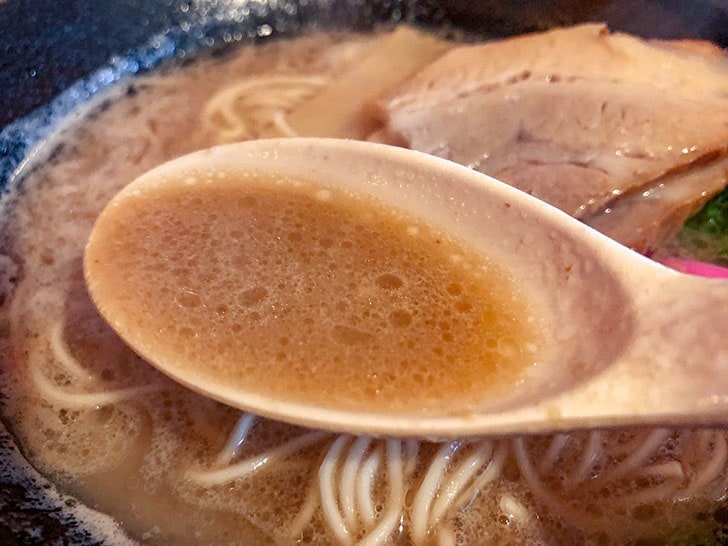 和歌山ラーメンのスープ