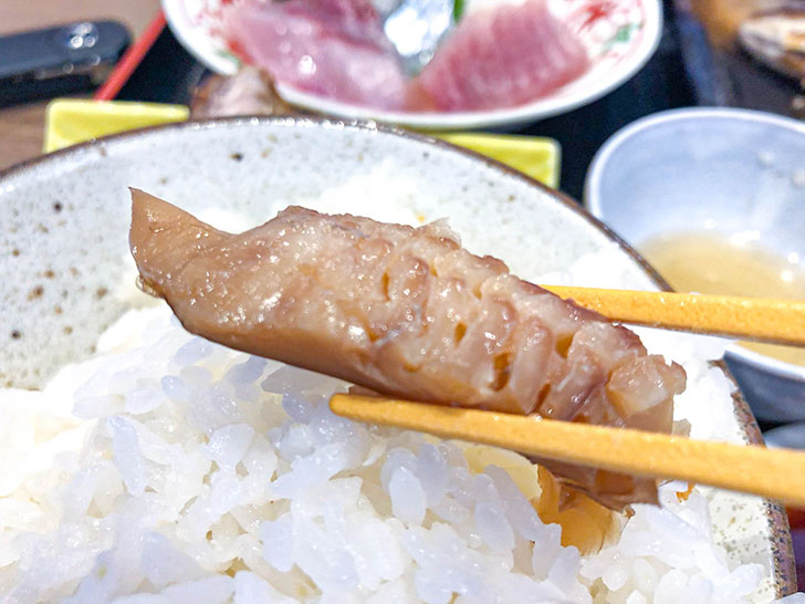 魚がし食堂 金沢中央市場店 ホロホロの鯛の煮つけ