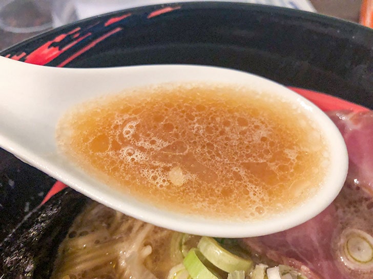 金澤拉麺gen 豚骨醤油スープ