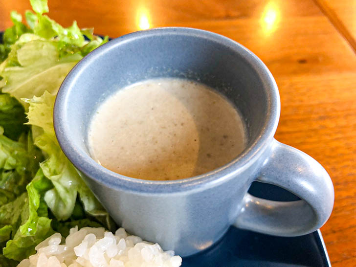 小橋カフェ OTABA ごぼうのスープ