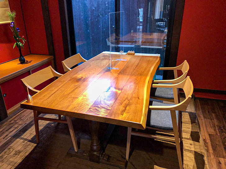 おでん懐石 金澤かが美 テーブル席